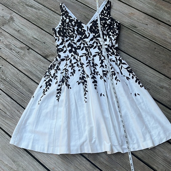 Lauren Ralph Lauren lovely fit n flare dress S - Picture 10 of 10